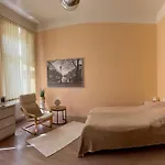 Golden X Cross Apartament