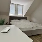 Golden X Cross Apartament Karlowe Wary