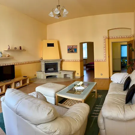 Apartmán Golden X Cross *