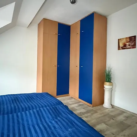 Apartman Golden X Cross