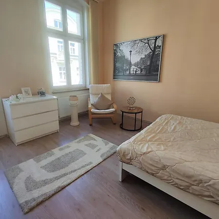 Golden X Cross Apartment *