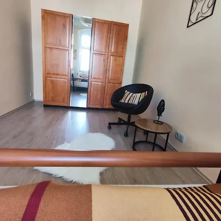 Apartment Golden X Cross *