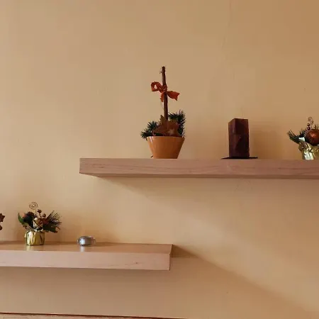 Apartment Golden X Cross